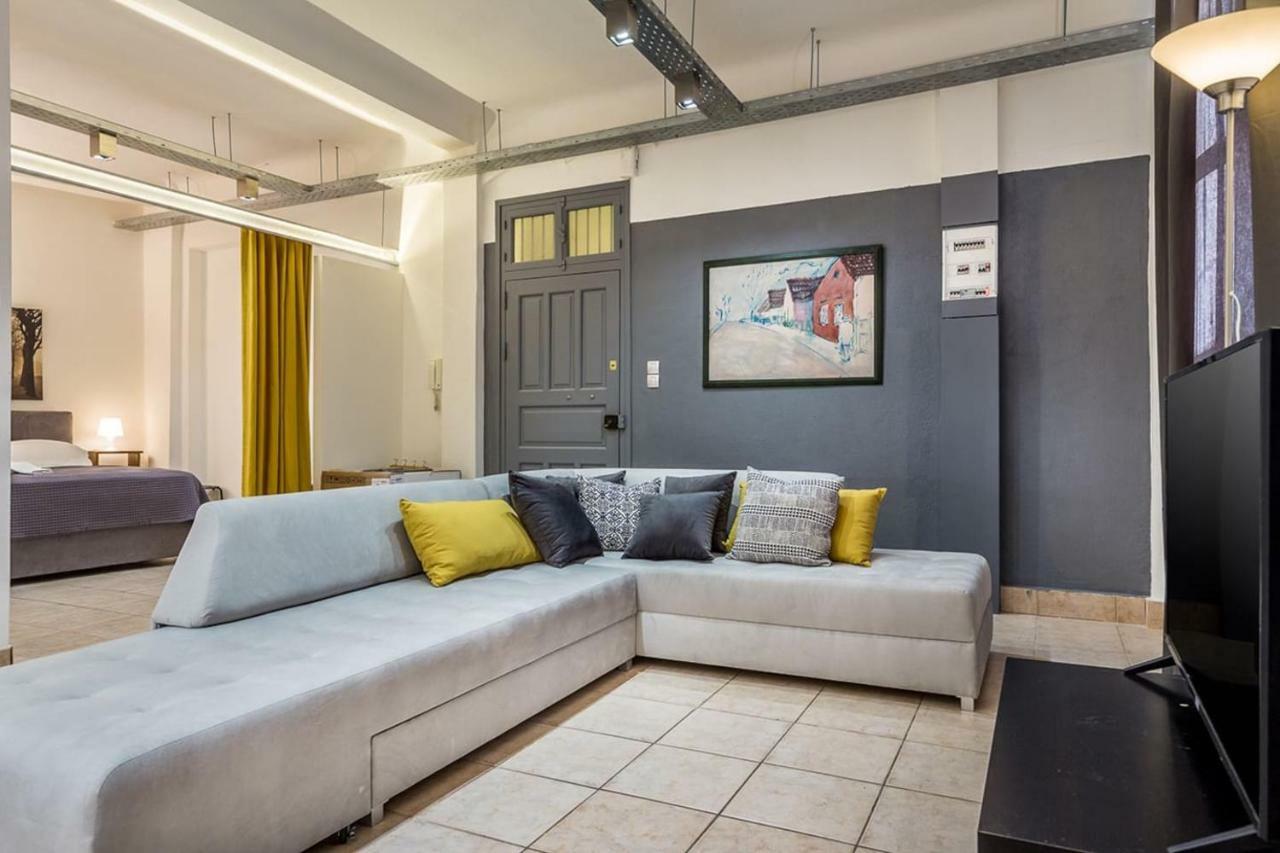 アテネRenovated Loft At The Center Of Monastirakiアパートメント エクステリア 写真