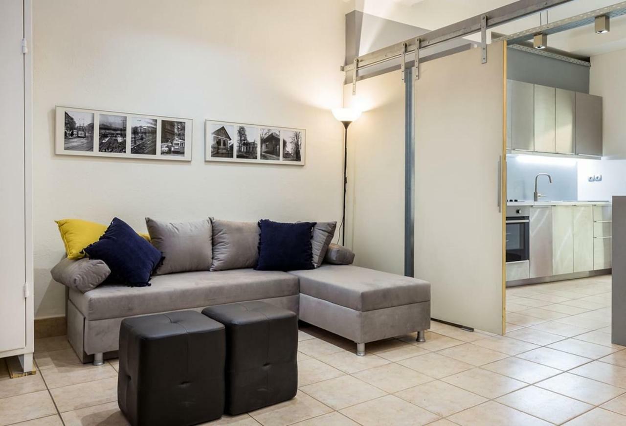 アテネRenovated Loft At The Center Of Monastirakiアパートメント エクステリア 写真