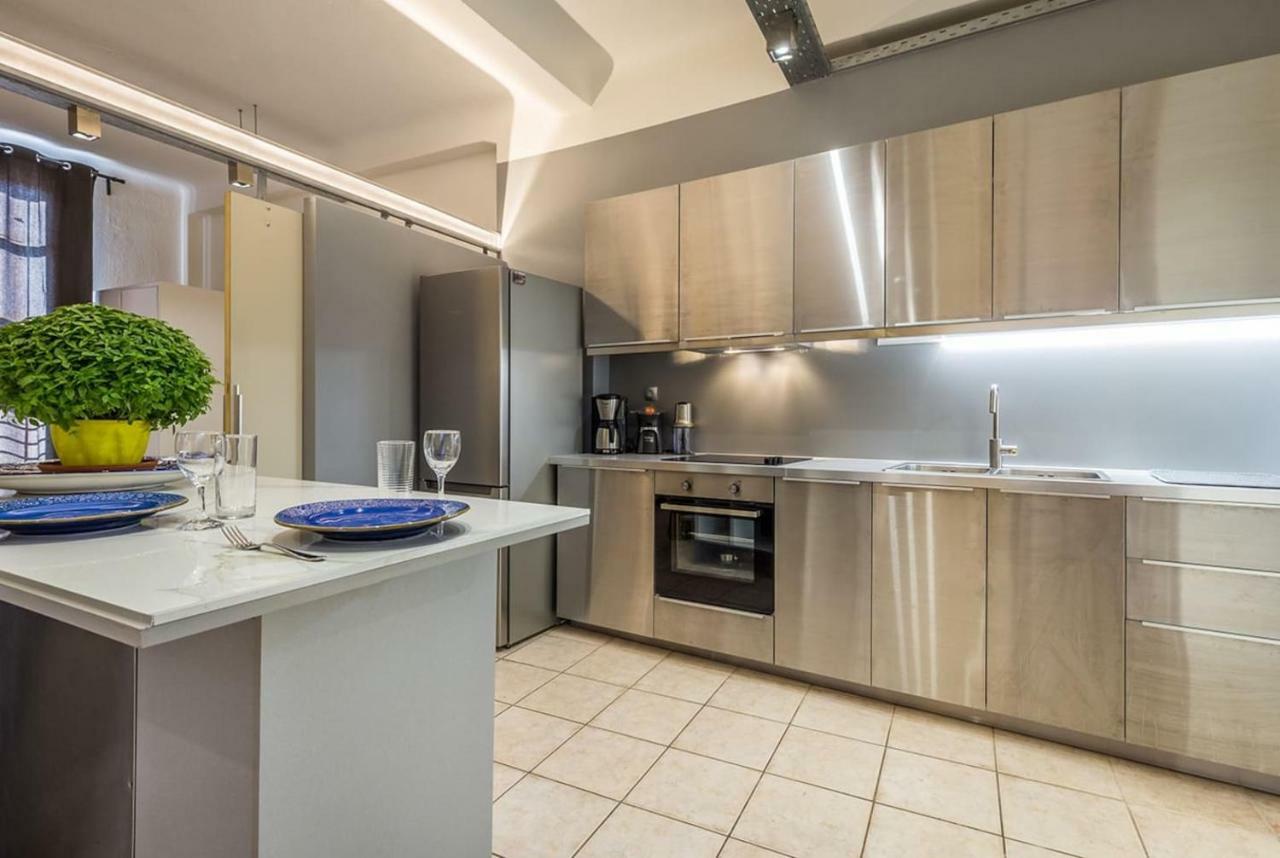 アテネRenovated Loft At The Center Of Monastirakiアパートメント エクステリア 写真